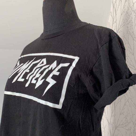 Dimepiece LA Logo Cropped Tee - Picture 2 of 5